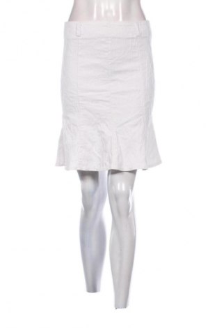 Пола Unbranded, Размер M, Цвят Бял, Цена 10,00 лв.