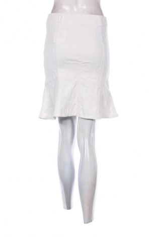 Пола Unbranded, Размер M, Цвят Бял, Цена 10,00 лв.