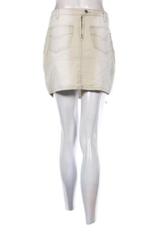 Пола Unbranded, Размер M, Цвят Зелен, Цена 10,00 лв.