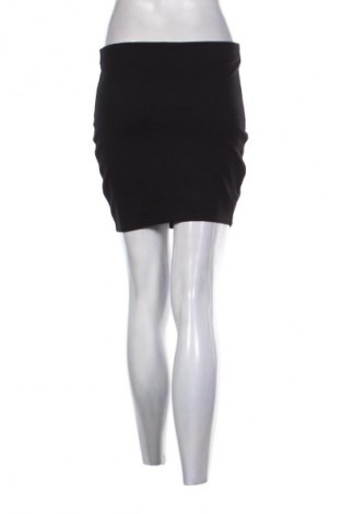 Пола Unbranded, Размер S, Цвят Черен, Цена 19,00 лв.