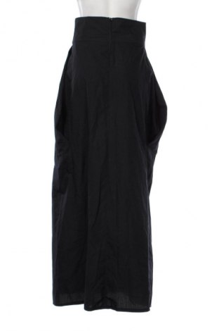 Пола Unbranded, Размер S, Цвят Черен, Цена 23,00 лв.