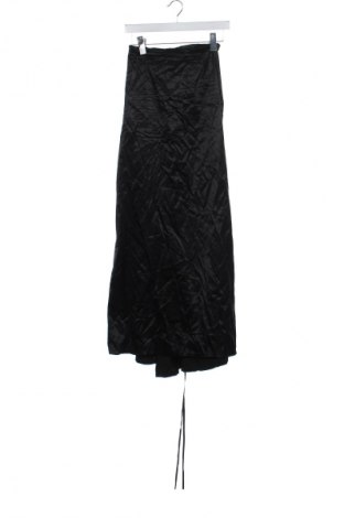 Пола Unbranded, Размер M, Цвят Черен, Цена 23,07 лв.