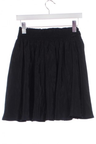 Пола Unbranded, Размер XS, Цвят Черен, Цена 19,00 лв.