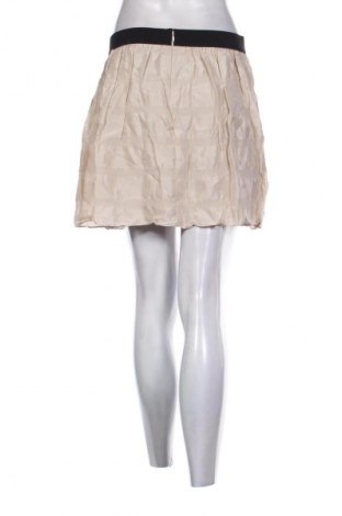 Пола Banana Republic, Размер S, Цвят Бежов, Цена 19,00 лв.