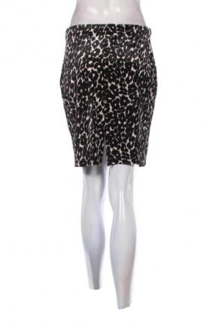 Пола Unbranded, Размер M, Цвят Многоцветен, Цена 12,99 лв.