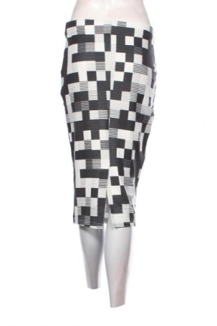 Пола Unbranded, Размер M, Цвят Многоцветен, Цена 15,99 лв.