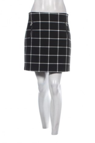 Пола Unbranded, Размер M, Цвят Многоцветен, Цена 12,99 лв.