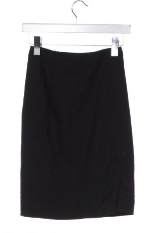 Пола Unbranded, Размер XS, Цвят Черен, Цена 13,99 лв.