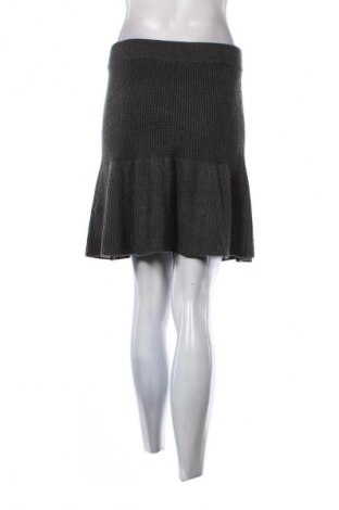 Spódnica Zara, Rozmiar M, Kolor Szary, Cena 60,67 zł