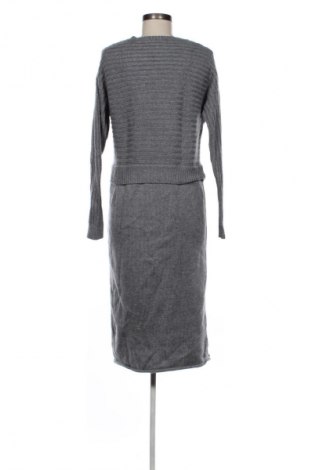 Šaty  ASOS, Velikost M, Barva Šedá, Cena  608,00 Kč
