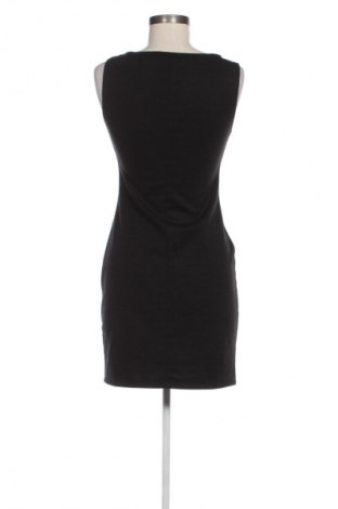 Рокля Adrom, Размер M, Цвят Многоцветен, Цена 54,34 лв.