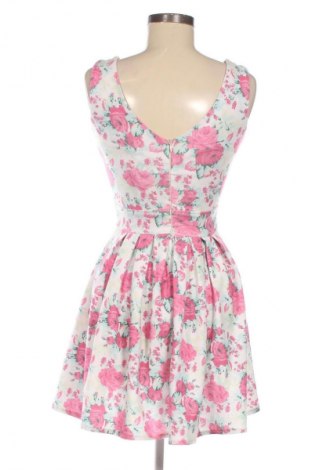 Ruha Adrom, Méret S, Szín Sokszínű, Ár 6 000 Ft