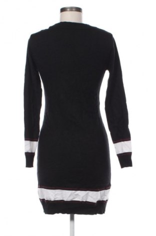 Рокля Ajc, Размер M, Цвят Многоцветен, Цена 29,99 лв.