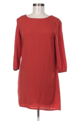 Рокля Amisu, Размер XS, Цвят Червен, Цена 29,00 лв.