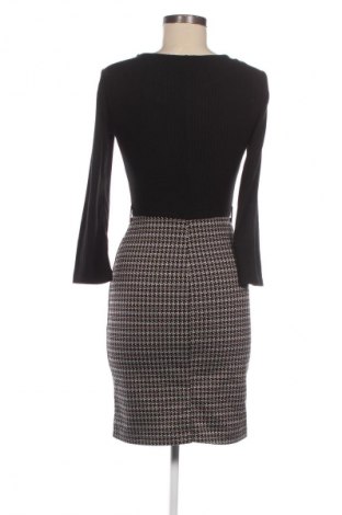 Šaty  Anna Field, Velikost M, Barva Vícebarevné, Cena  367,00 Kč