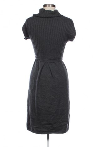 Šaty  Apanage, Velikost XS, Barva Šedá, Cena  639,00 Kč