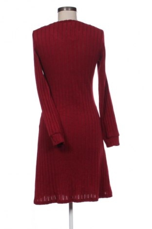 Sukienka Apanage, Rozmiar M, Kolor Czerwony, Cena 73,99 zł