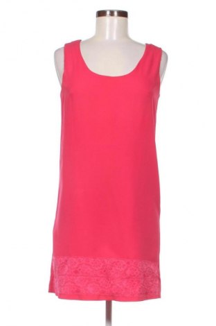 Рокля Apanage, Размер M, Цвят Червен, Цена 37,34 лв.