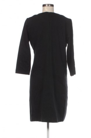 Рокля Base Level, Размер XL, Цвят Черен, Цена 109,99 лв.