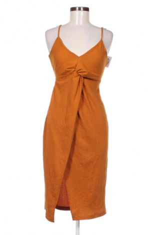 Рокля Bershka, Размер S, Цвят Оранжев, Цена 28,88 лв.
