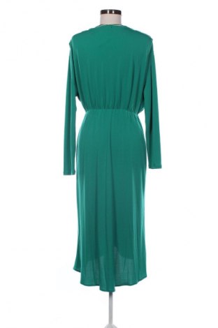 Рокля Bershka, Размер L, Цвят Зелен, Цена 29,00 лв.