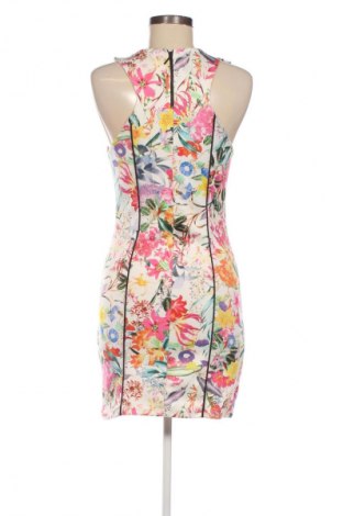 Рокля Bershka, Размер L, Цвят Многоцветен, Цена 29,00 лв.