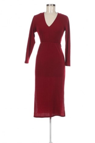 Рокля Bershka, Размер XS, Цвят Червен, Цена 29,00 лв.