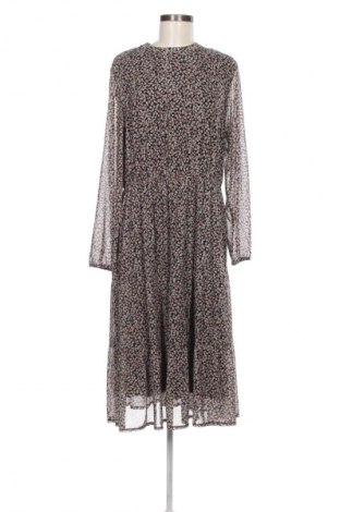 Рокля Betty & Co, Размер L, Цвят Многоцветен, Цена 189,99 лв.