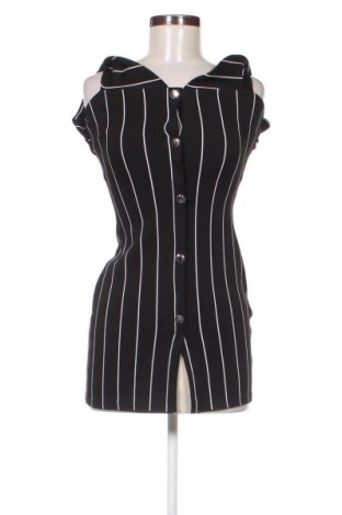 Рокля Boohoo, Размер S, Цвят Многоцветен, Цена 28,88 лв.