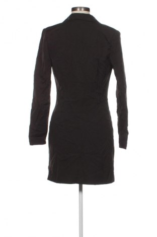 Рокля Boohoo, Размер S, Цвят Черен, Цена 31,99 лв.