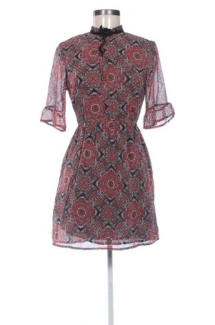 Sukienka Boohoo, Rozmiar S, Kolor Kolorowy, Cena 124,48 zł