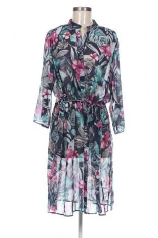 Kleid C&A, Größe XXL, Farbe Mehrfarbig, Preis 23,99 €