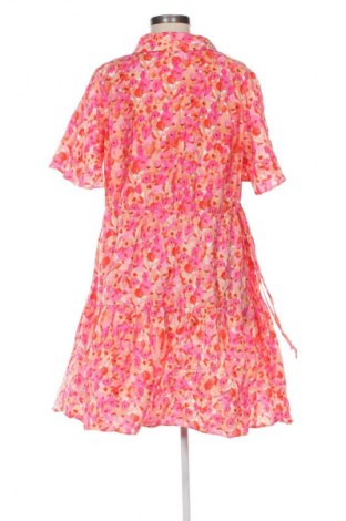 Šaty  C&A, Veľkosť M, Farba Viacfarebná, Cena  14,83 €