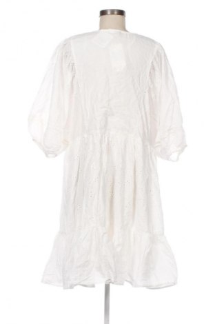 Ruha C&A, Méret XL, Szín Fehér, Ár 8 679 Ft