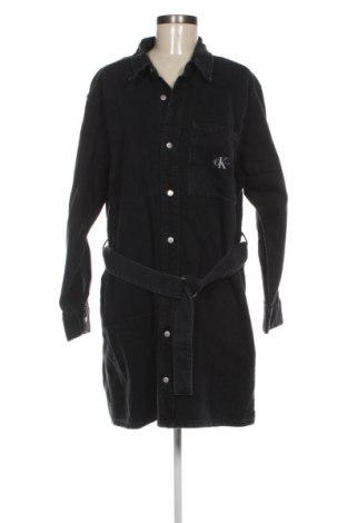 Рокля Calvin Klein Jeans, Размер L, Цвят Черен, Цена 189,99 лв.