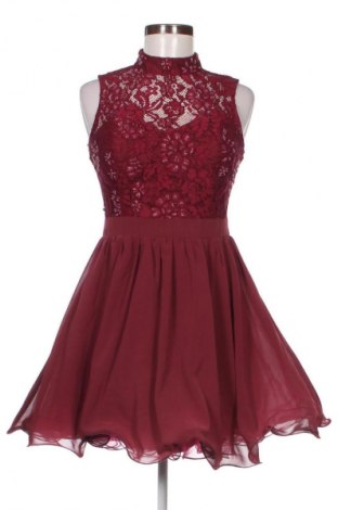 Sukienka Chi Chi, Rozmiar M, Kolor Czerwony, Cena 142,53 zł