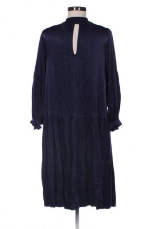 Рокля Closed, Размер XS, Цвят Син, Цена 205,28 лв.