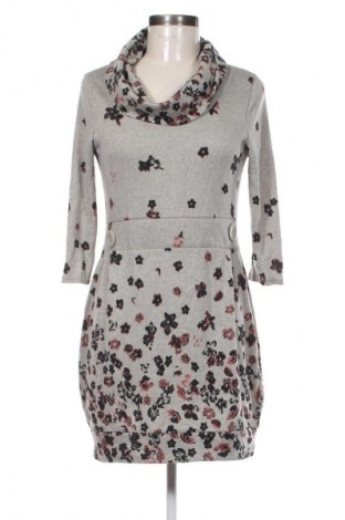 Šaty  Colloseum, Velikost M, Barva Vícebarevné, Cena  199,00 Kč