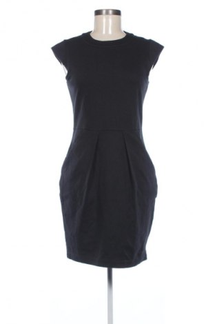 Sukienka Country Road, Rozmiar S, Kolor Czarny, Cena 122,99 zł