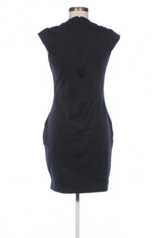 Sukienka Country Road, Rozmiar S, Kolor Czarny, Cena 122,99 zł