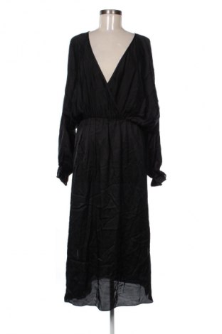 Sukienka Depot 96, Rozmiar L, Kolor Czarny, Cena 66,39 zł