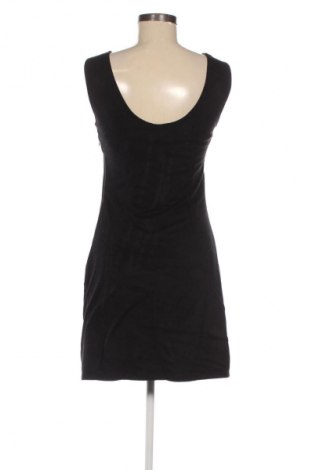 Рокля Desigual, Размер M, Цвят Черен, Цена 38,35 лв.