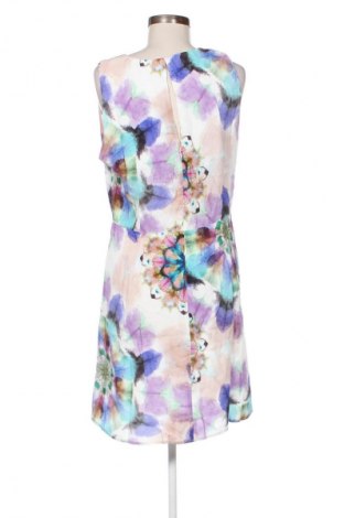 Рокля Desigual, Размер XL, Цвят Многоцветен, Цена 189,99 лв.