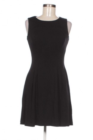 Sukienka Dika, Rozmiar M, Kolor Czarny, Cena 88,99 zł