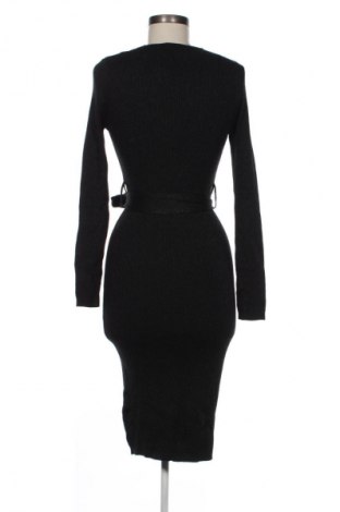 Sukienka Esmara, Rozmiar S, Kolor Czarny, Cena 18,99 zł