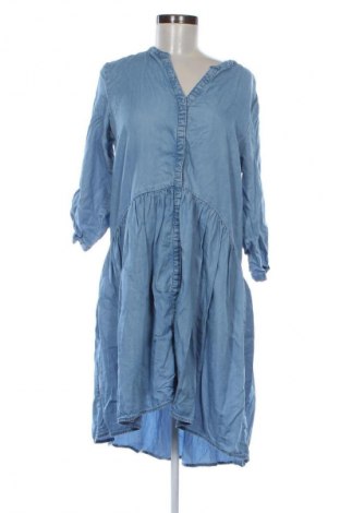 Kleid Essentials, Größe M, Farbe Blau, Preis € 19,80