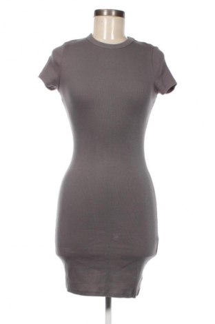 Šaty  Fb Sister, Velikost S, Barva Šedá, Cena  367,00 Kč