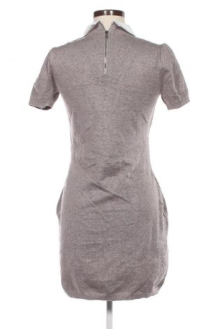 Šaty  Forever 21, Velikost M, Barva Šedá, Cena  189,00 Kč