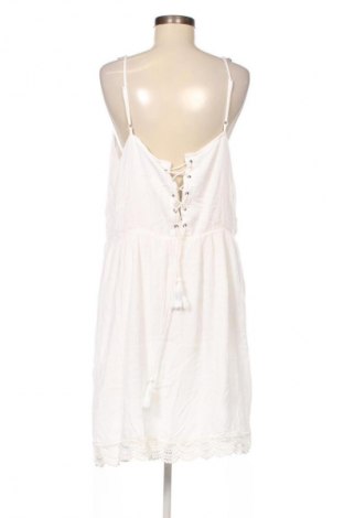 Рокля Gina, Размер XL, Цвят Бял, Цена 29,33 лв.