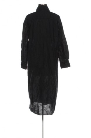 Рокля H&M, Размер S, Цвят Черен, Цена 48,88 лв.